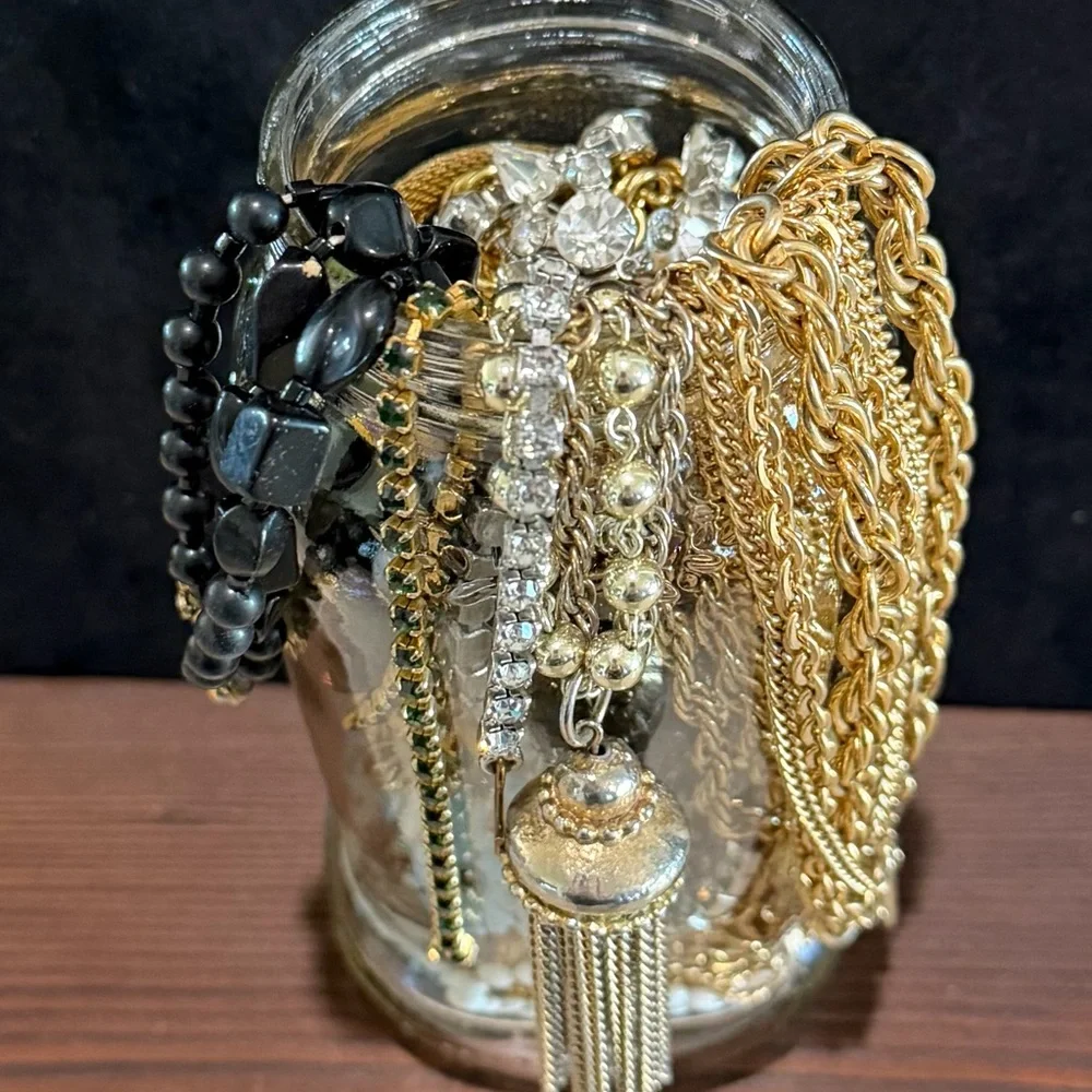 Vintage Jewelry Mystery Jar With Tassel Necklace - Picture 9 of 9
